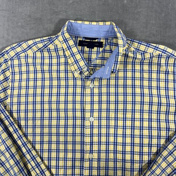 Tommy Hilfiger Men's Medium Yellow Plaid‎ Button Down Shirt - Picture 2 of 7
